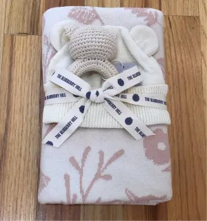 Floral baby gift set